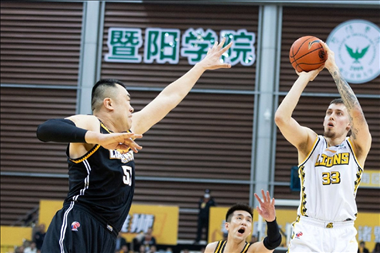 CBA夏季联赛9月17号，深圳马可波罗vs伊力王酒，篮球风暴即将席卷全场！