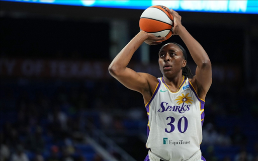 亚泰中超直播免费观看