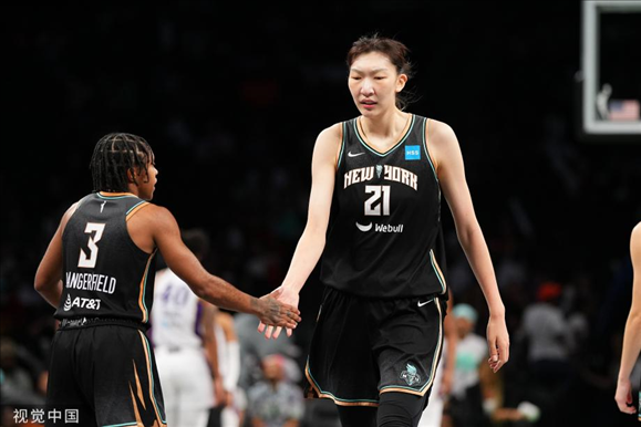 中超集锦：2025年04月25日VS上海海港全场比赛视频集锦