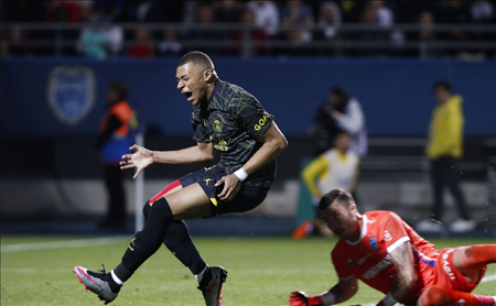 英冠直播在线直播利兹联 VS 南安普顿