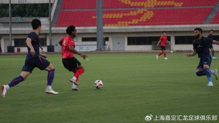 中甲：2025-6-28 上海嘉定汇龙VS广西平果哈嘹国晶 全场比赛视频集锦