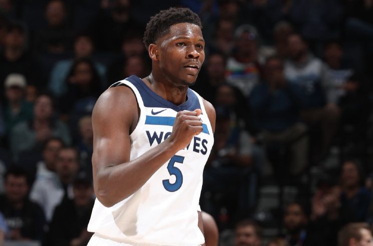 爱德华兹赛后致敬对手，森林狼：每场对决都难分伯仲