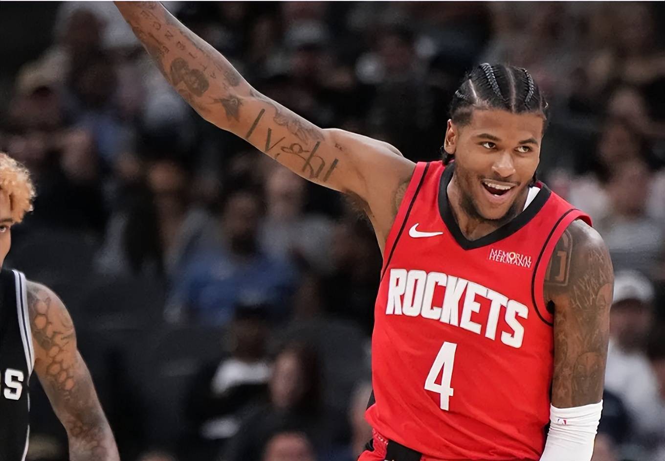 火箭新星杰伦-格林崛起，40+次数队史后卫排第三，仅次于哈登麦迪